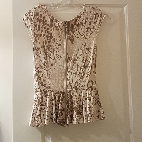 Jennifer Lopez Animal Print Top w/ back zipper XS - Picture 2 of 7